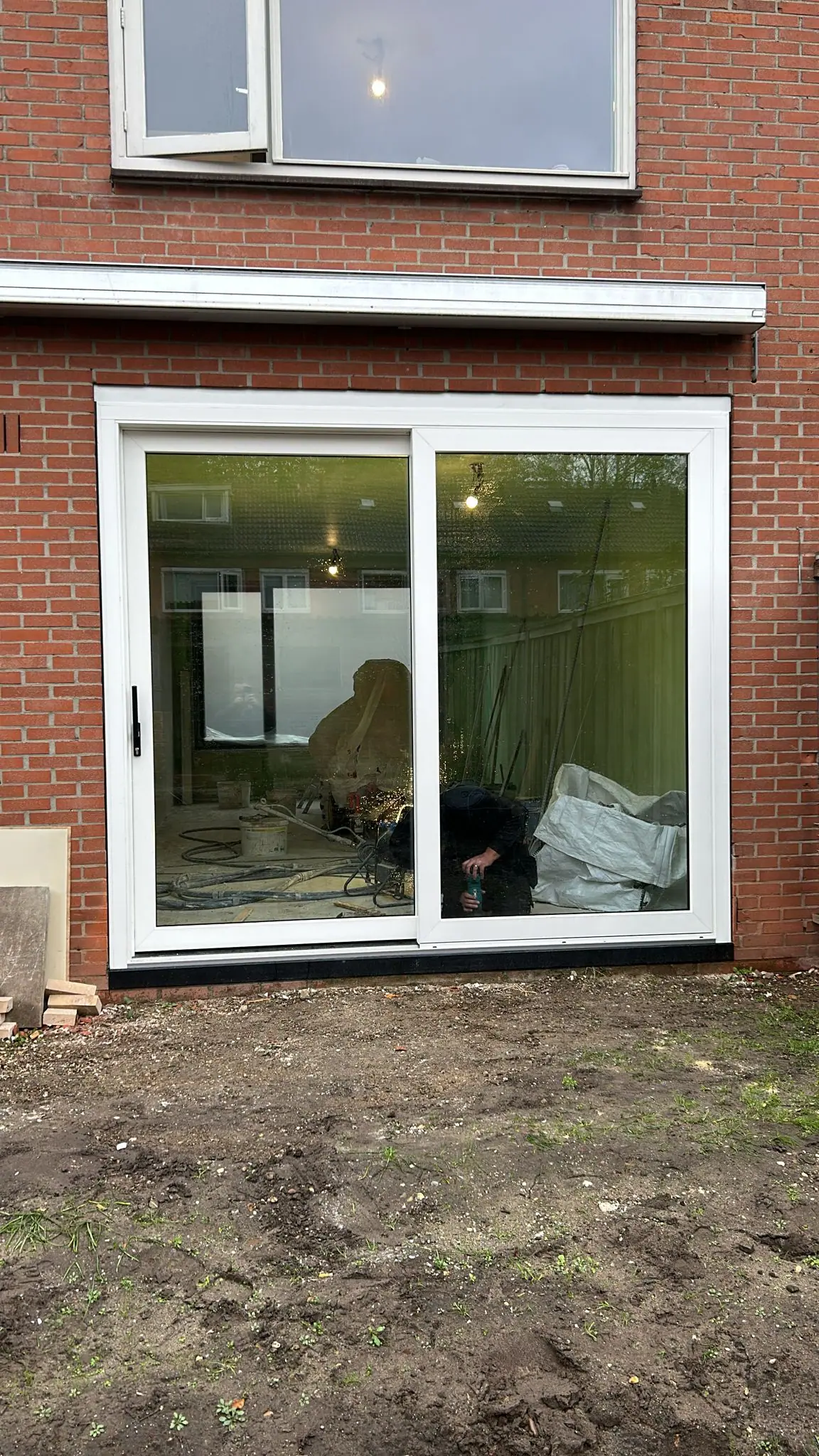 Witte schuifpui