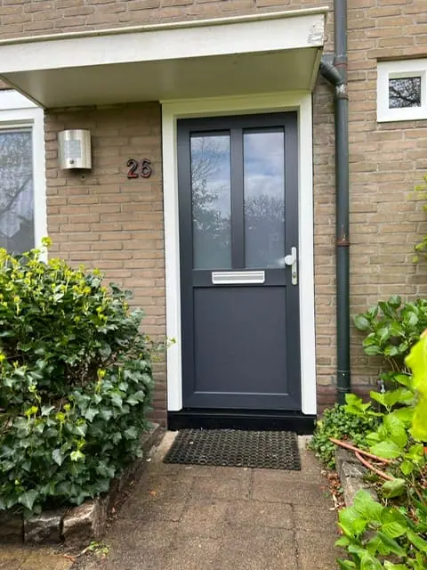 Nieuwe antraciet Schüco voordeur